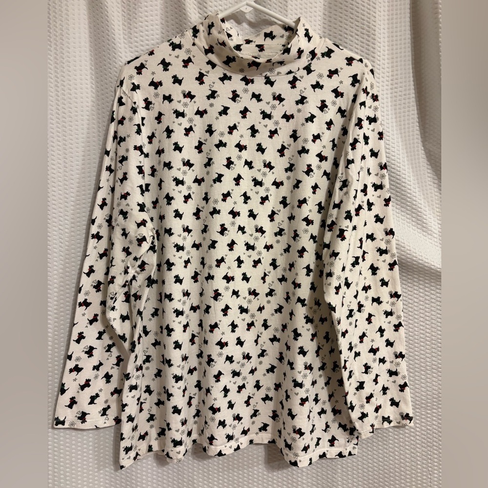 White mock turtle neck with Scottie dog print blouse size 3X